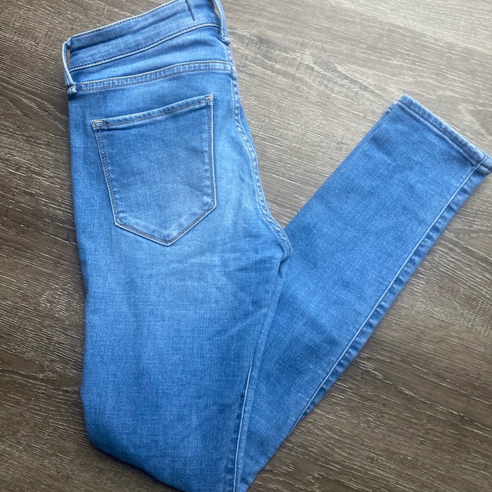 Abercrombie & Fitch Blue Jeans Super Skinny Distressed Size 2